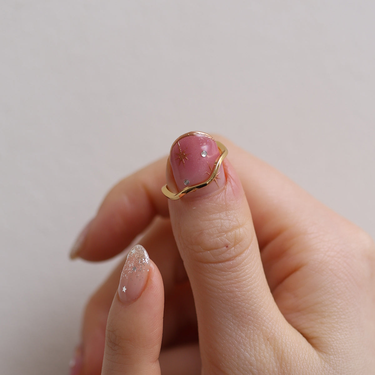 Plane Wavy Ring featuring a modern wave design, expertly crafted for durability and style—perfect for adding a sleek, contemporary touch to any outfit.