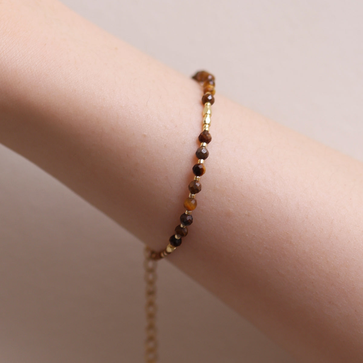 Tiger's eye beaded bracelet