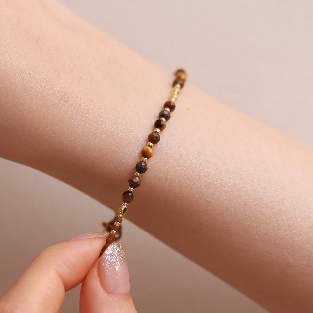 Tiger's eye beaded bracelet