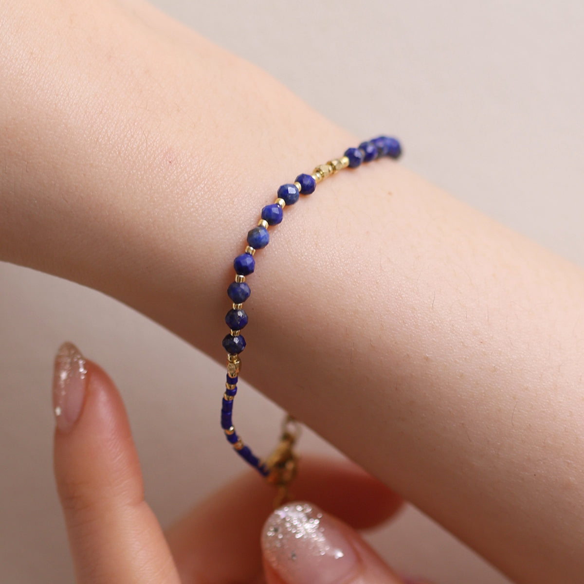 Lapis lazuli beaded bracelet
