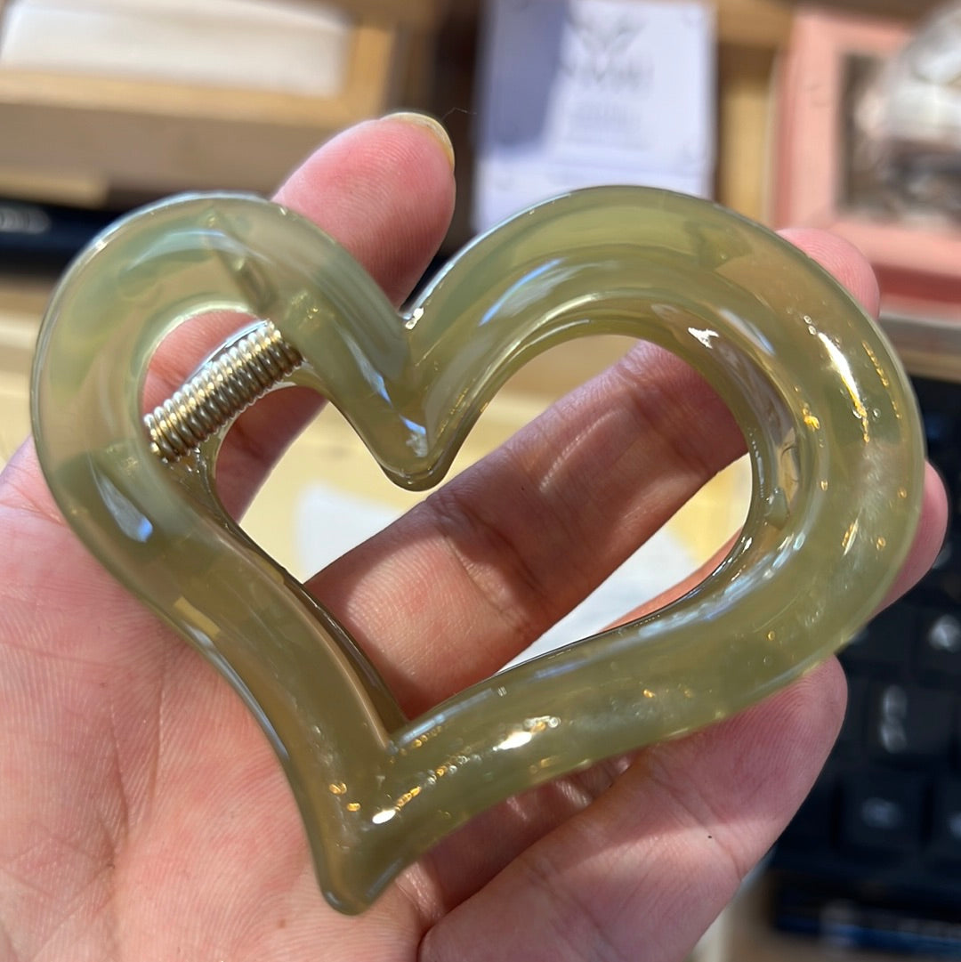 Heart hair clip h060