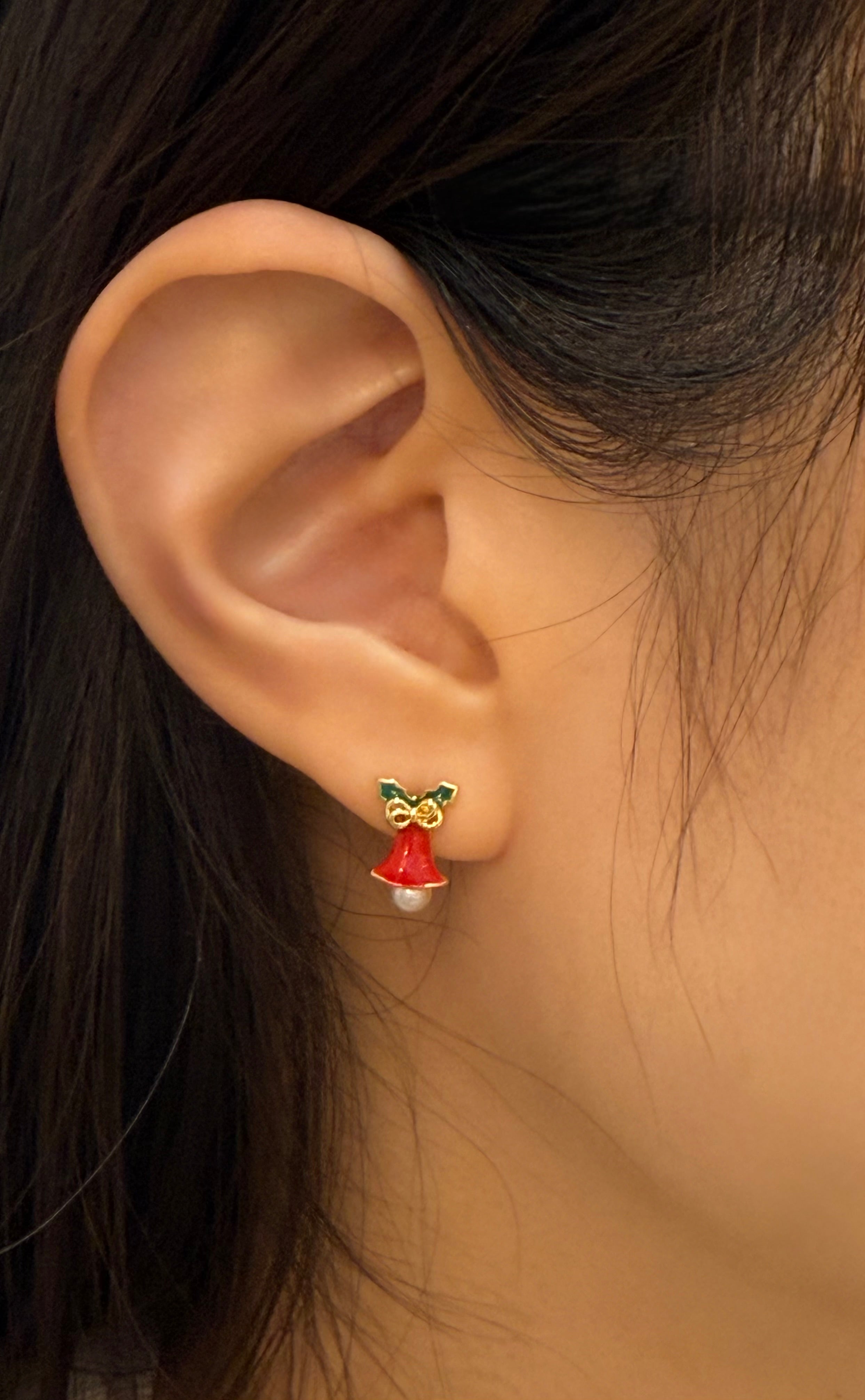 Christmas leaf pearl bell earrings