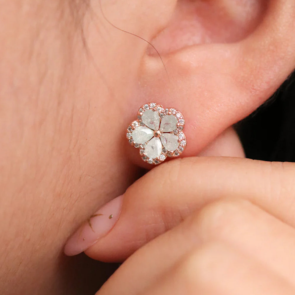 Flower earrings