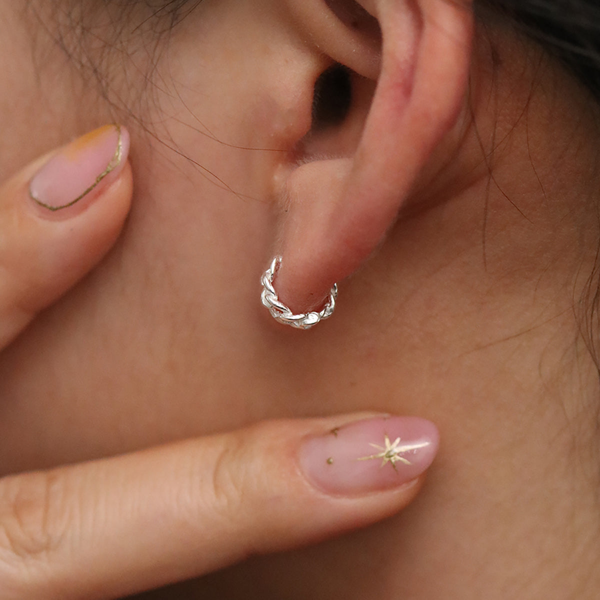 8mm Rope Huggie Earrings