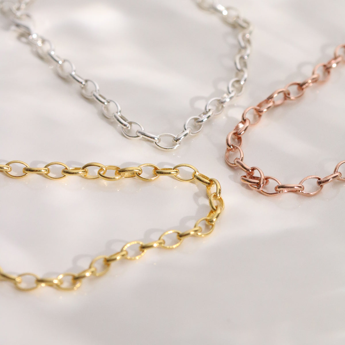 Plain chain heart bracelet