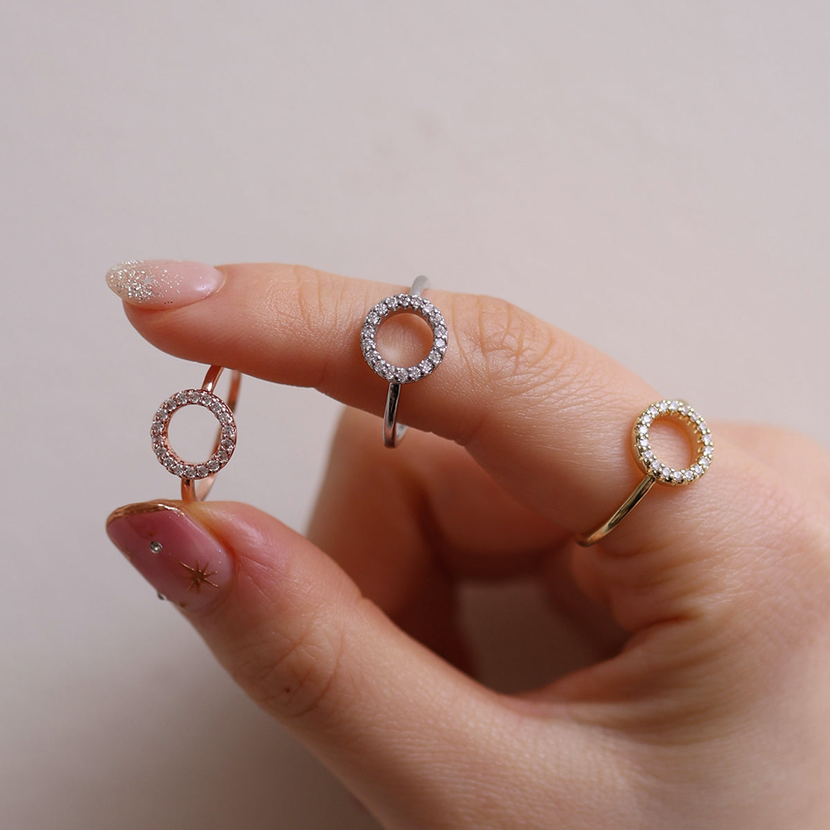 Adjustable Circle Sparkle Ring