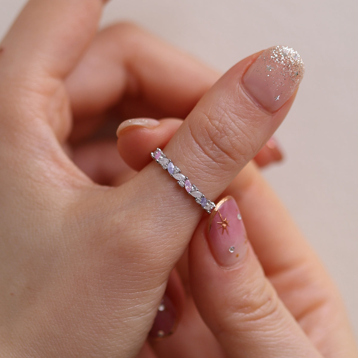 Colourful Cubic Ring