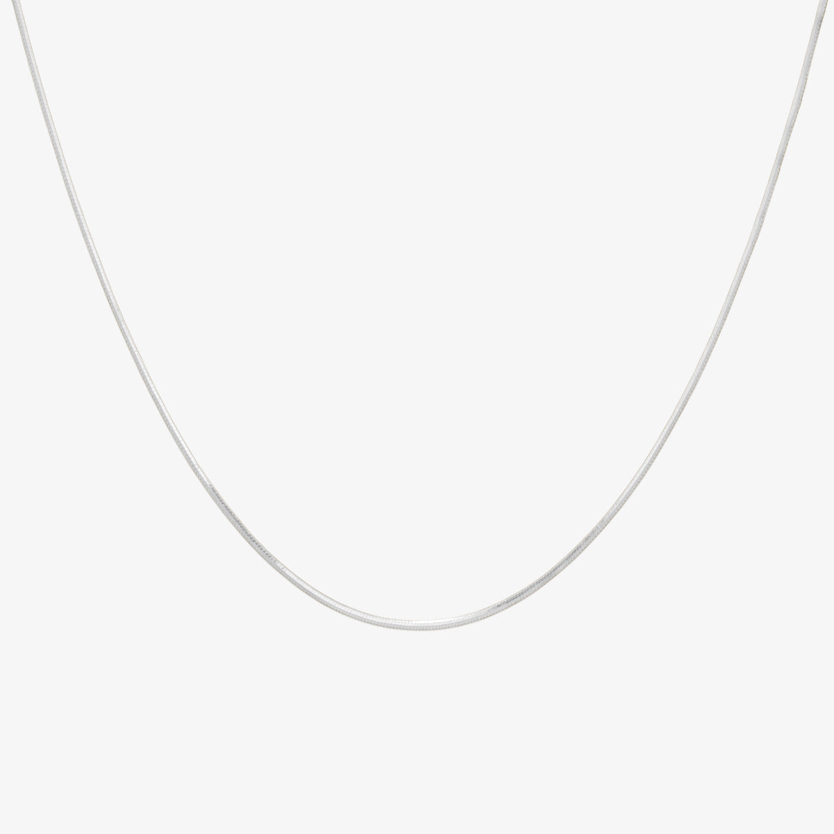 Minimalist plain snake necklace with a smooth, fluid design and a high-shine polished finish