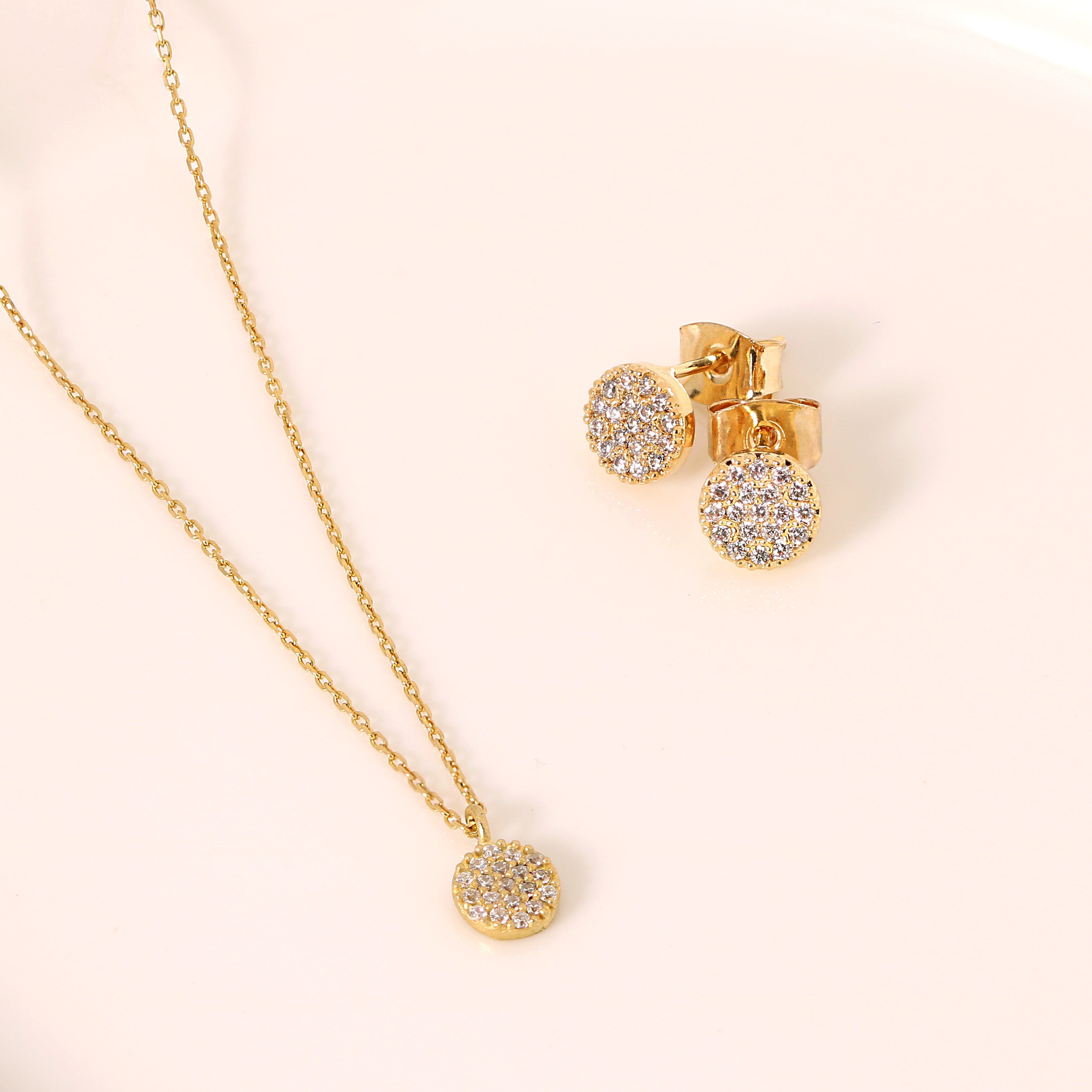 White Topaz Sparkle Set in Gold