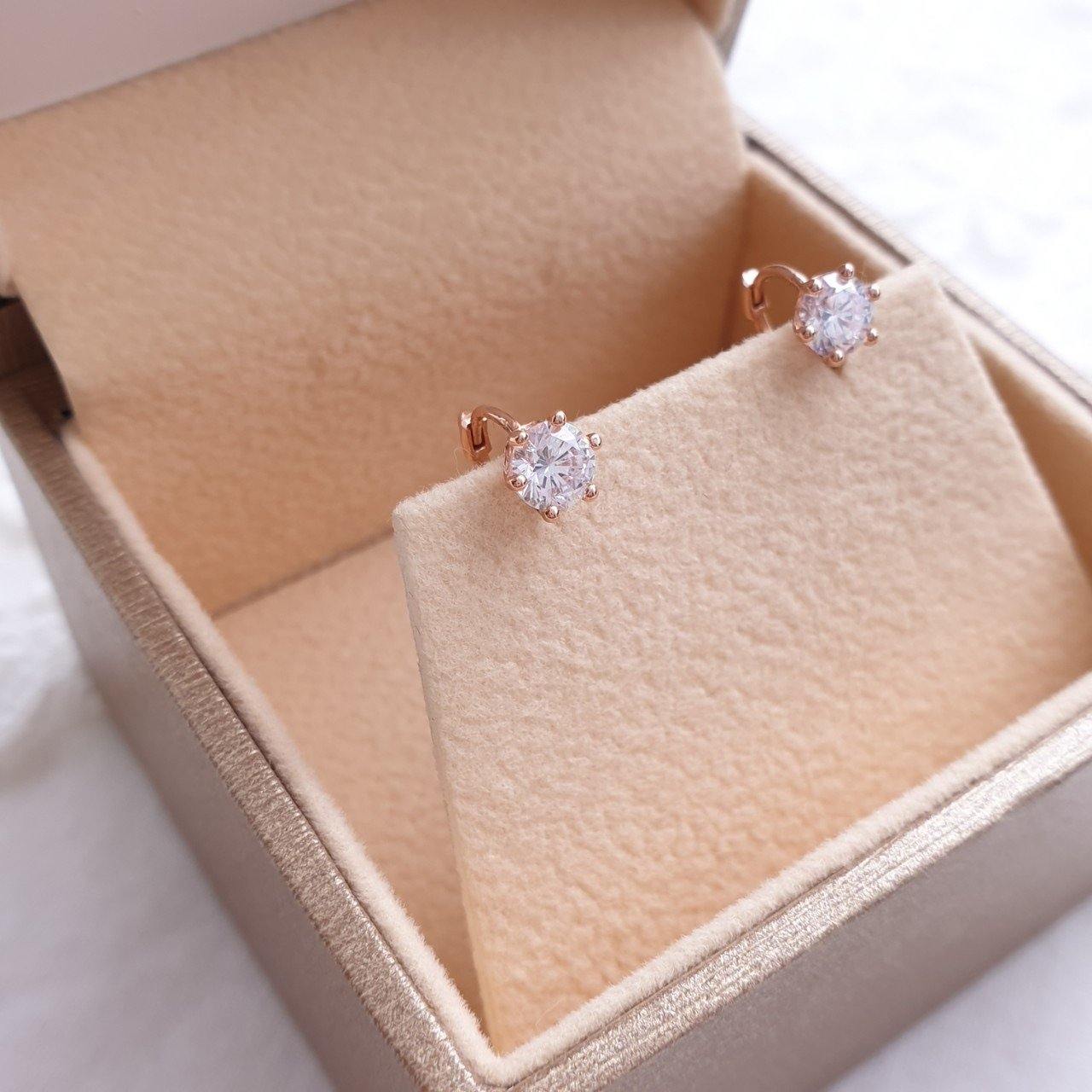 5mm cubic huggie - NABILONDON